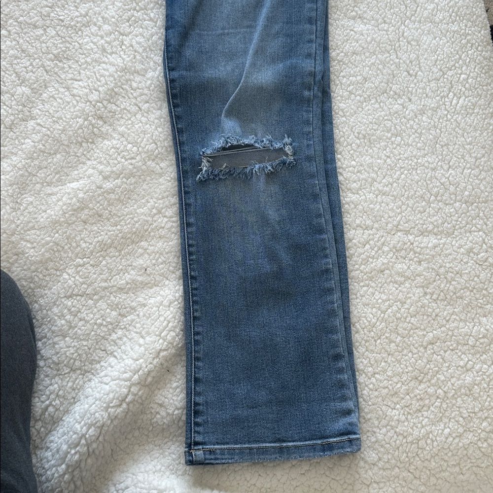 High Rise Blue Jeans - Picture 2 of 4